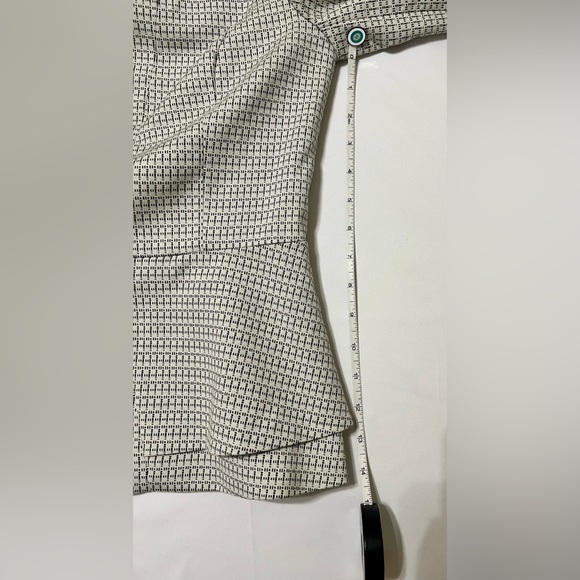 WHBM Blazer/Jacket - Light Gray and Black - Size 0 - - Picture 11 of 12
